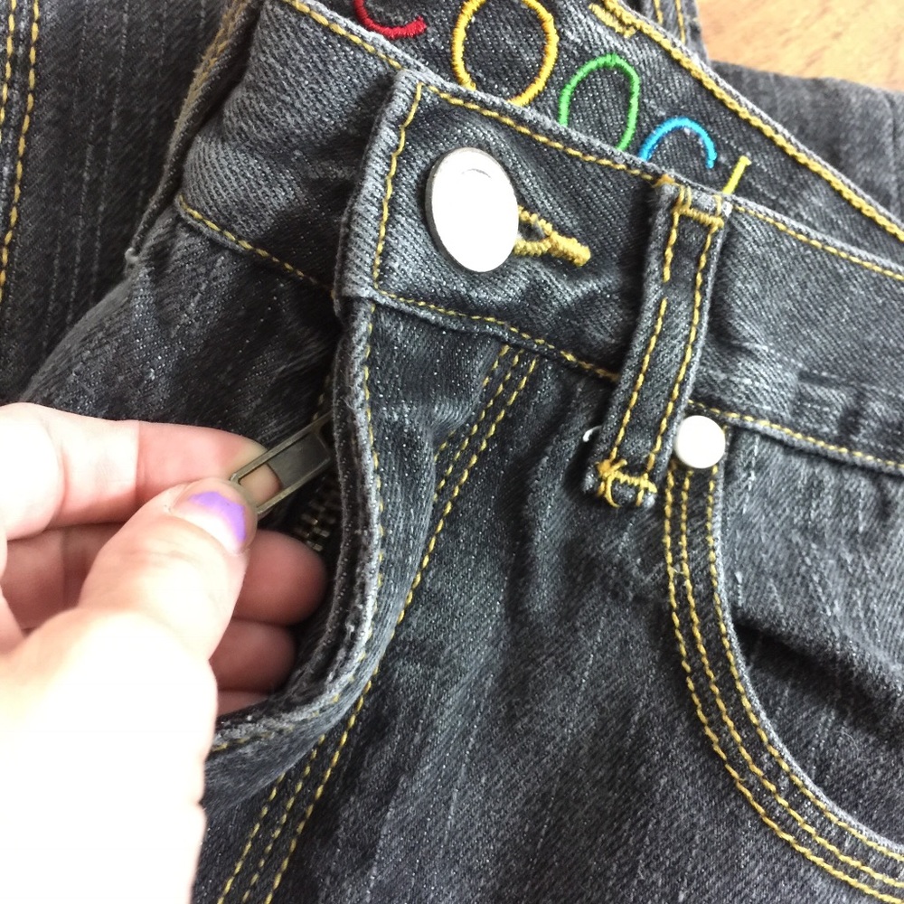 COOGI Jeans - Picture 8 of 8